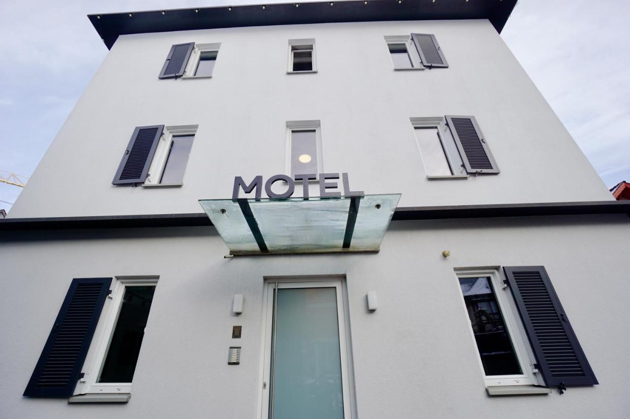 Motel By Maier Goetzis- Kontaktloser Check-In Ngoại thất bức ảnh